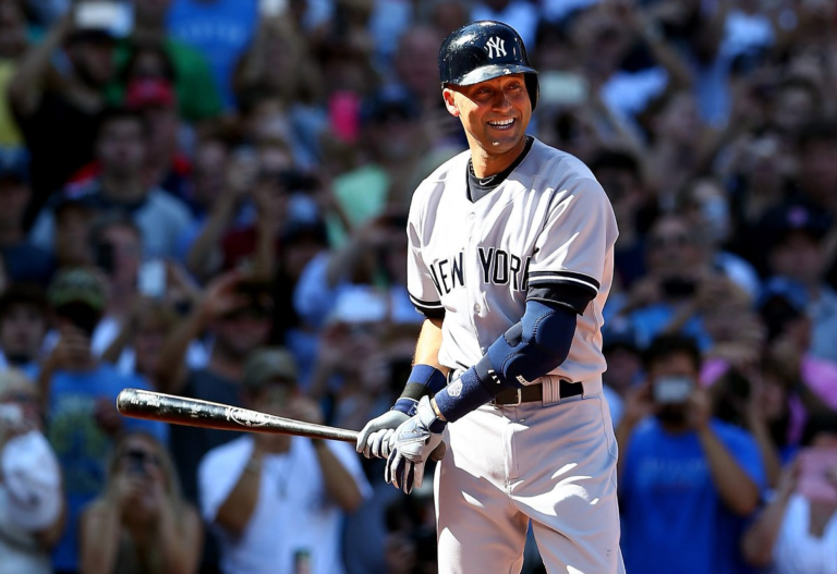 ‘The Consummate Pro’- From El Manning to Russel Wilson; When NFL World Paid Tribute to New York Yankees Legend Derek Jeter for His Legendary Baseball Career