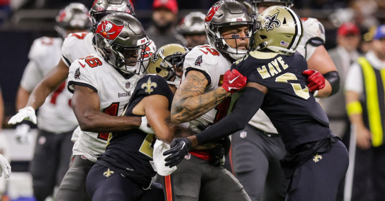 Report: NFL levies fines for Saints-Buccaneers skirmish