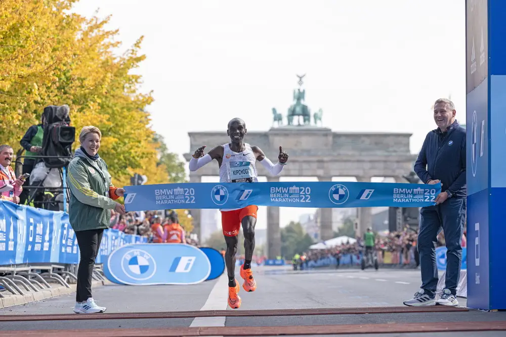 Berlin Marathon Results: Kipchoge sets world record!