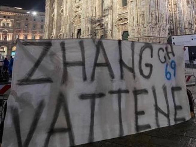 Inter, “Zhang Go away”. From the Duomo to Citylife the banners and the protest of the fans – Corriere.it