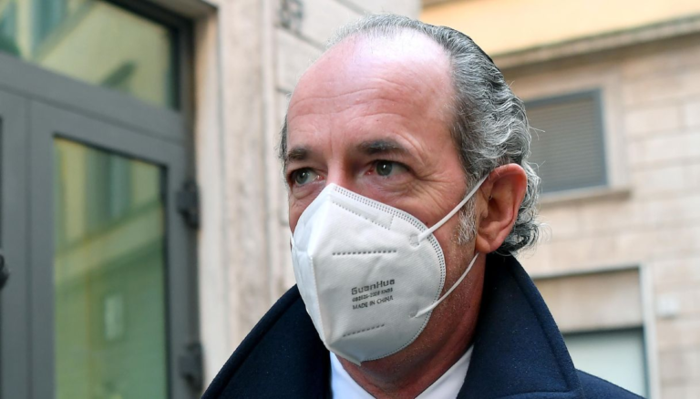 Luca Zaia positive at Covid, the president of Veneto is symptomatic: how is he