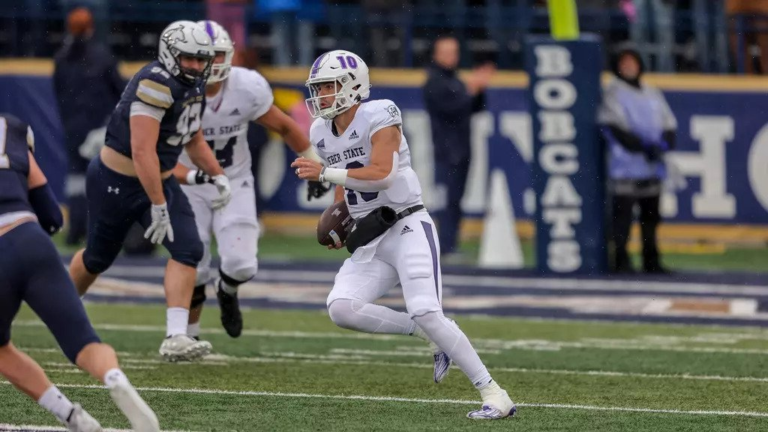 Weber State gives up four safeties in wild 43-38 loss