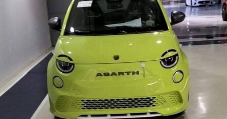 Abarth Nuova 500: the definitive front end of the electric is online. It will debut in 2023