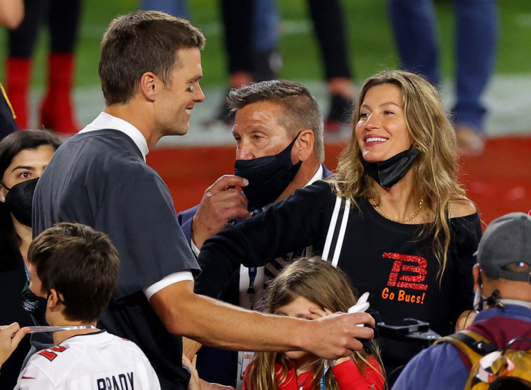 Gisele Bündchen Doing Just Fine After Tom Brady Divorce