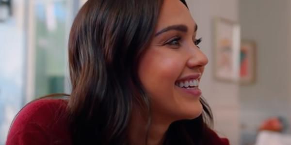 Jessica Alba has fun with Switch Sports and Animal Crossing