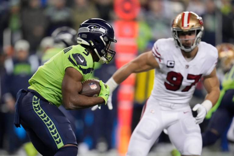 49ers, Seahawks take rivalry to NFC wild-card game