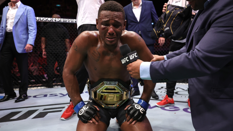 Jamahal Hill credits three generations of family, including late aunt, for his rise to UFC champion