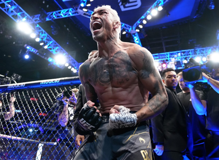 After Charles Oliveira’s UFC 289 Stunner, Ex-champ’s Title Aspirations Receive Surprise Backing From Max Holloway Despite Alexander Volkanovski’s Claim