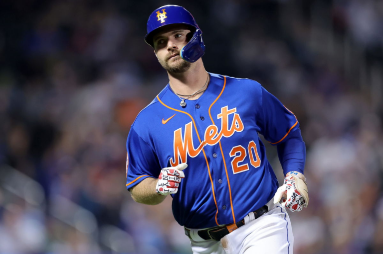 MLB Rumors: Top Insider Cools Down Pete Alonso’s Yankees Links While Revealing His