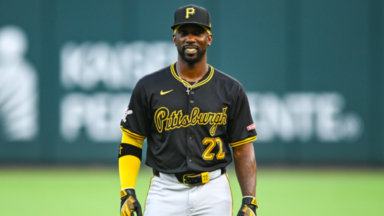 Pirates legend Andrew McCutchen returning to team in 2025 for his 17th MLB season