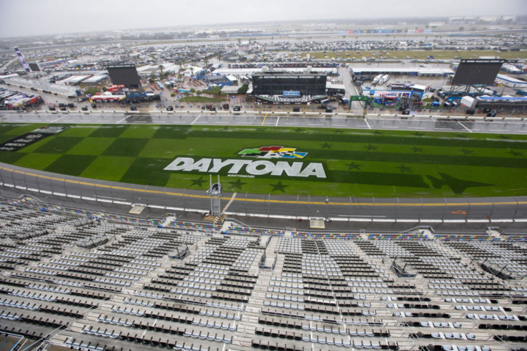 FOX Analyst Takes Heat From Fans After Yet Another Disappointing Daytona Coverage