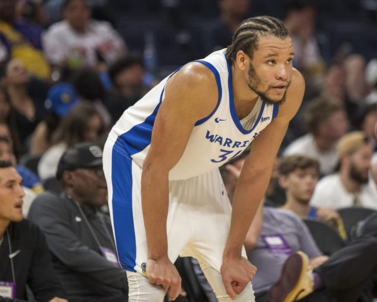 Warriors sign Kevin Knox, Yuri Collins to 10-day contracts