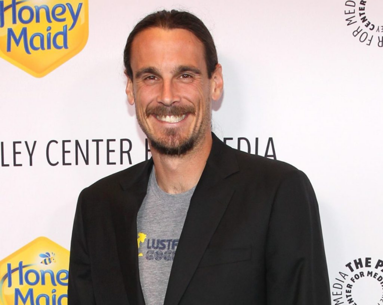 Former NFL punter Chris Kluwe arrested over MAGA protest