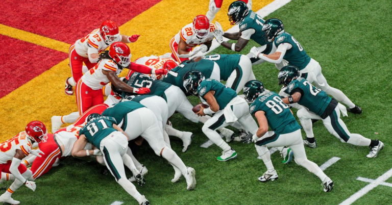 NFL tush push won’t be banned, so teams will just have to learn to defend it