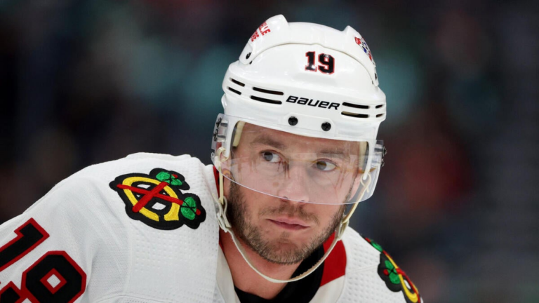 Jonathan Toews ‘100% committed’ to NHL return after two-year absence, per report