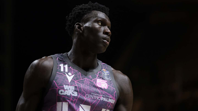 Potential second-round steal takes himself off the board for Lakers in 2025 NBA Draft