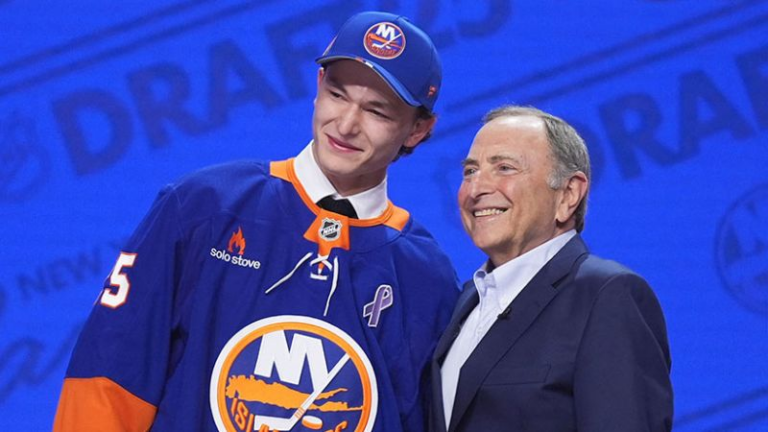 Matthew Schaefer honors late mother after getting selected first overall by New York Islanders in NHL draft