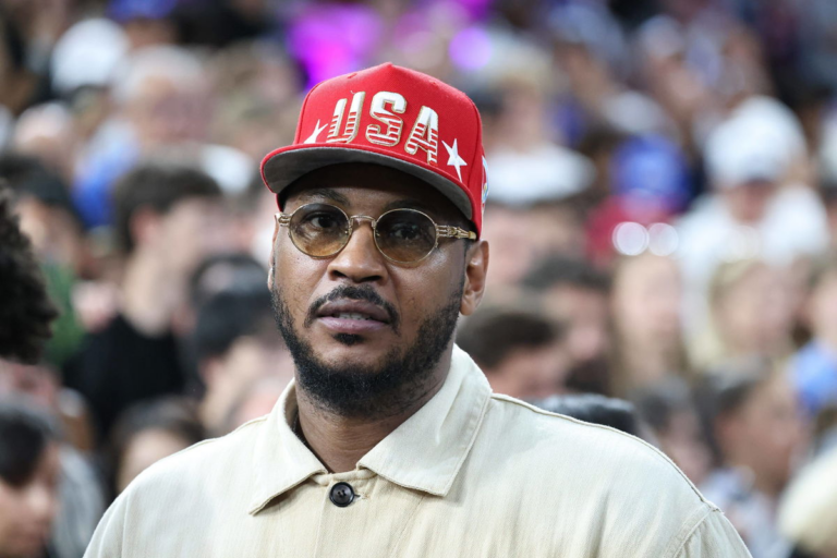 Fans Turn On Carmelo Anthony Despite Defending Damian Lillard After Bucks Waive