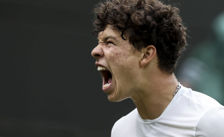 Ben Shelton Shows off NBA Skills as He Makes Bold Move Beyond Tennis