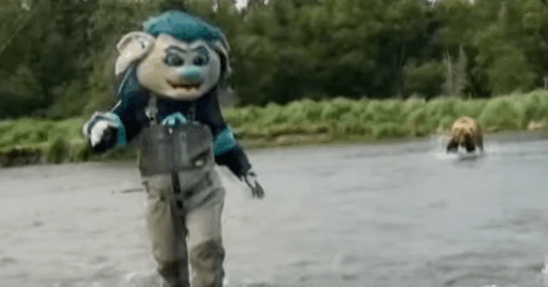 Seattle NHL Team’s Mascot Has Close Call With Grizzly