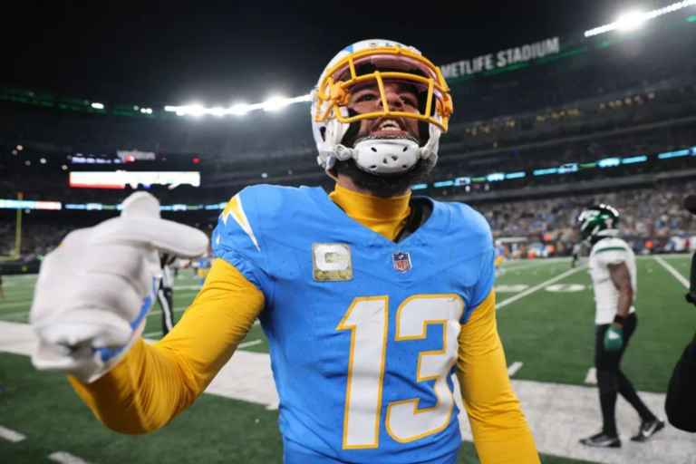 Keenan Allen signing with Chargers on $8.52 million contract