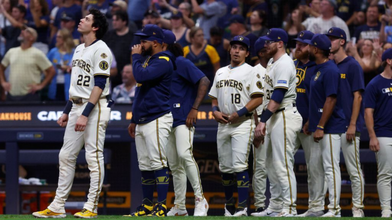 Brewers claim 10th straight game and become 1st team since 2019 with 2 double-digit win streaks