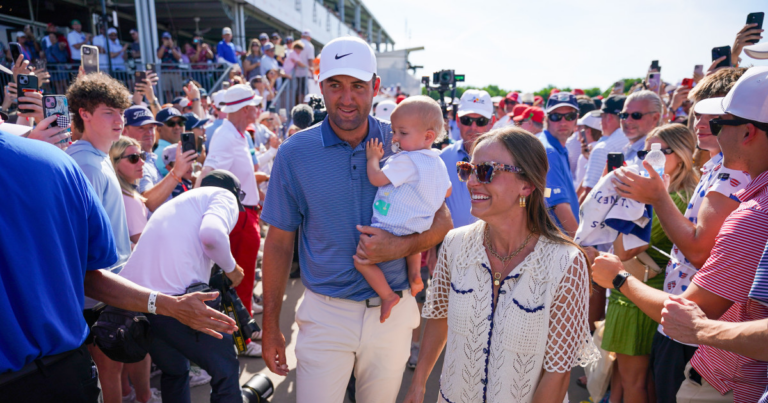 Bryson DeChambeau Has Strong Words for Scottie Scheffler on Tuesday