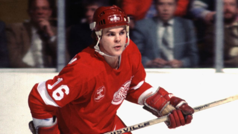 Kirton, who was prominent figure in fight against ALS, dies at 67