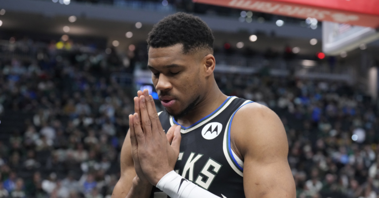Bucks’ Giannis Antetokounmpo Expected to Gain Attention at the Trade Deadline: Report