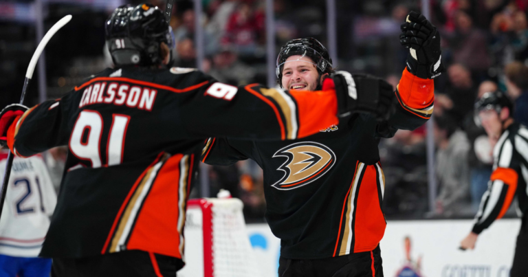 Anaheim Ducks Send 8-Word Honda Center Message