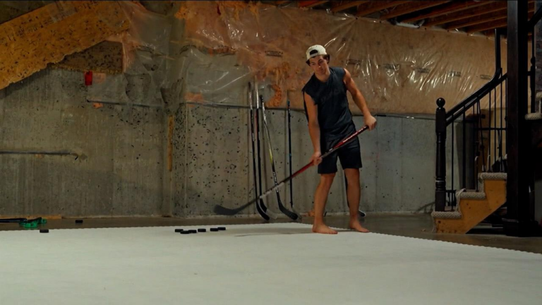 Martin, No. 5 pick in 2025 NHL Draft, signs entry-level contract with Predators