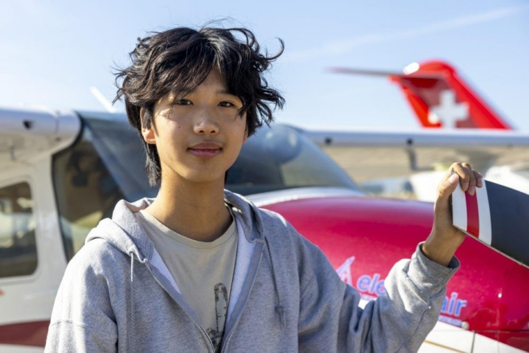 U.S. influencer to leave Antarctica after being stranded two months