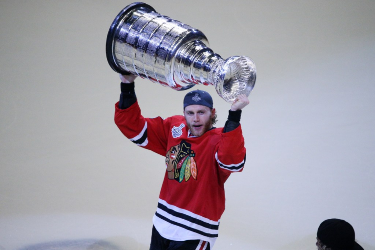 NHL to implement a playoff salary cap this season