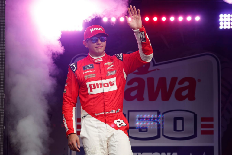 JR Motorsport Re-Signs Sammy Smith For 2026