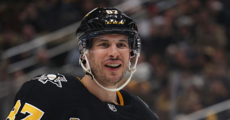 Pittsburgh Penguins’ Sidney Crosby Is Sharp as Ever as He Enters His 21st NHL Season