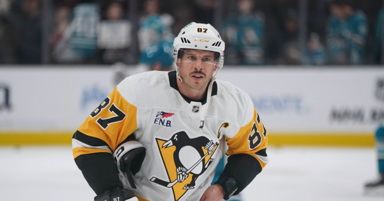 NHL Analysts Split on Sidney Crosby’s Value in Potential Penguins-Canadiens Trade