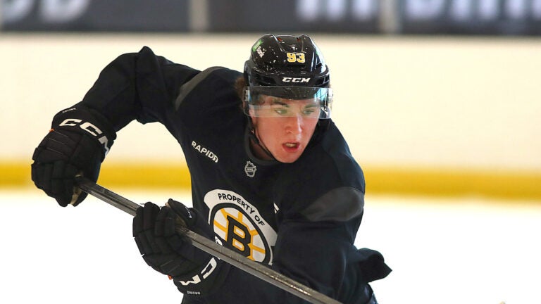 Bruins prospect Fraser Minten could be a key piece for the future