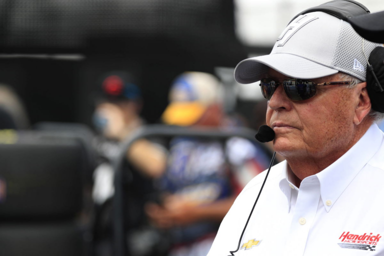 Hendrick Motorsports Playoff Slump Sparks Explosive Fan Reactions