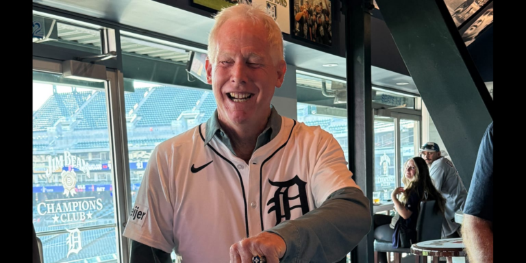 Randy O’Neal receives 1984 Tigers World Series ring