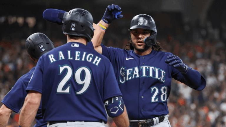 Caesars Sportsbook promo code CBS20X: Get 20 100% profit boosts for MLB, Dodgers-Phillies, NFL bets on 9/17/25