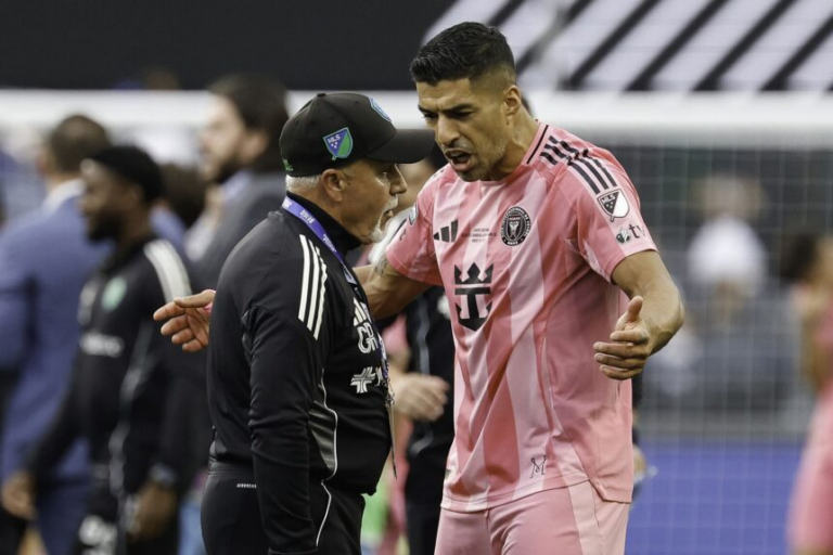 MLS hands Luis Suárez extra three-match ban after spitting incident