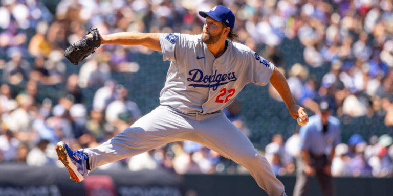 Dodgers extend impressive playoff streak