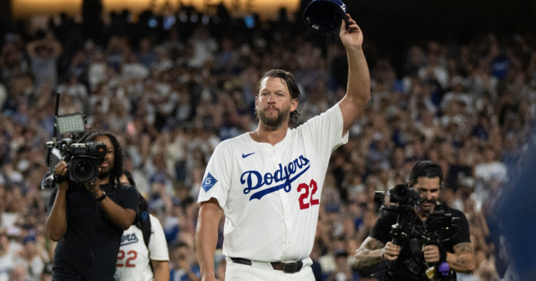 MLB Great Takes In The Moment In Last Regular-Season Home Start At Dodger Stadium
