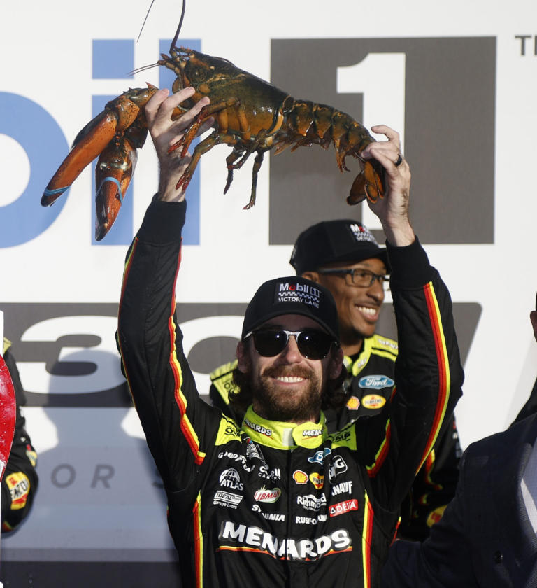 Ryan Blaney Lets the Lobster Loose with Playoff win at New Hampshire