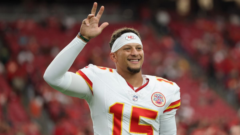 Patrick Mahomes Quietly Made NFL History With Chiefs Win