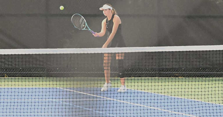 SB-L sweeps SL/O to earn spot in 1A regional finals