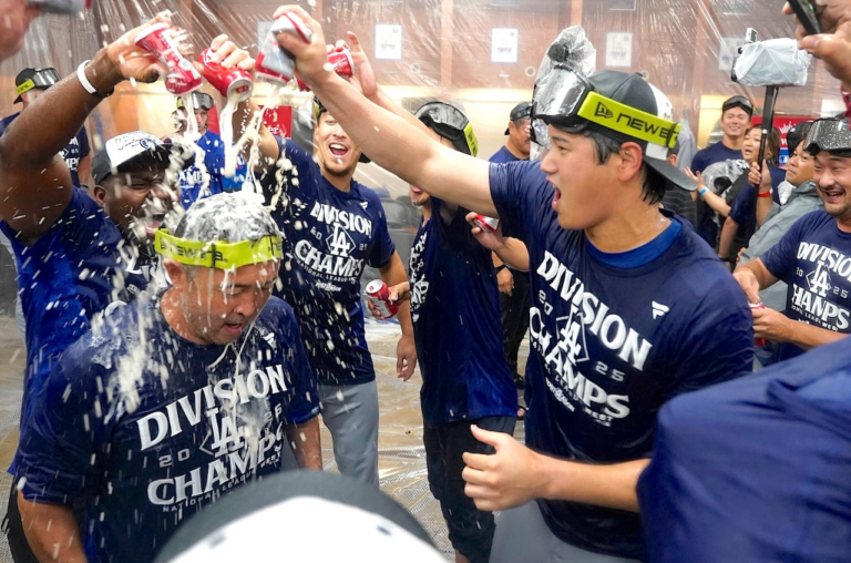 MLB magic numbers, playoff matchups: Dodgers clinch; Tigers, Mets hold spots (9/26/25)