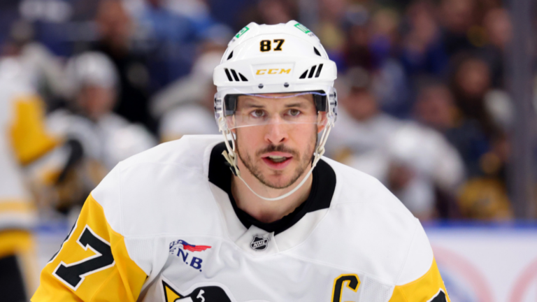 Penguins insider predicts if Crosby, Malkin will be traded