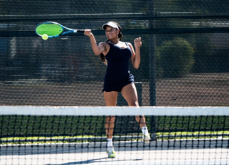West Ranch girls’ tennis shines in win over Hart