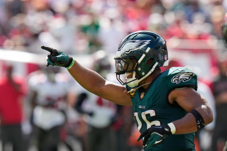 NFL roundup: Jalen Hurts throws 2 TDs and Eagles secure 20th victory in 21 games with win over Bucs